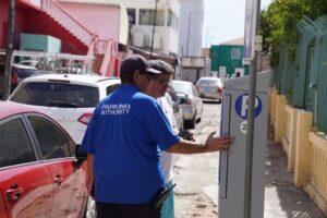 Aruparking lo intensiva control riba parkeo – Evita boet y takelmento door di cumpli cu regla y pago pa parke – Aruba Native 1 DSC09486
